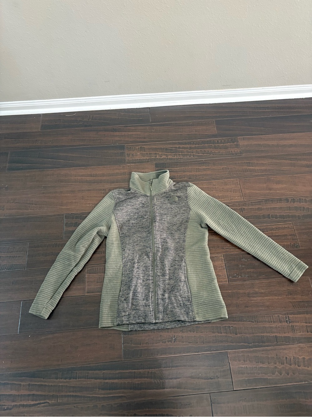 The North Face Olive Green & Heathered Front Full-Zip Turtleneck Sweater